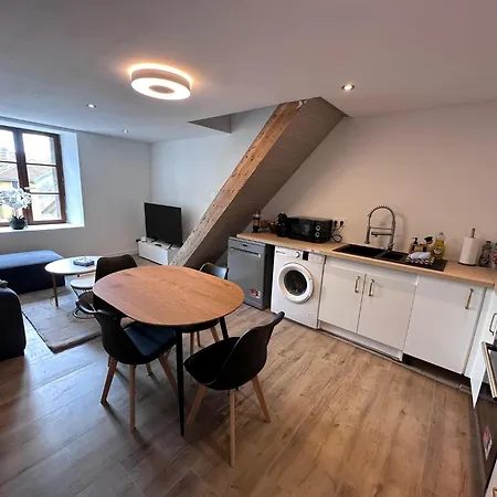 Duplex Design Et Confortable Dans La Jacquinot