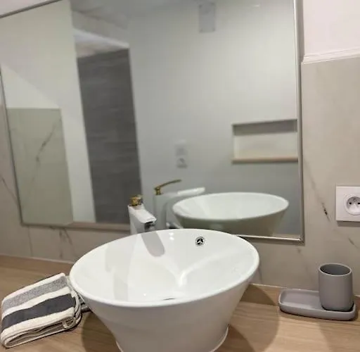 La Jacquinot Апартаменты