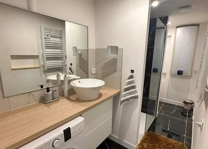 La Jacquinot Апартаменты